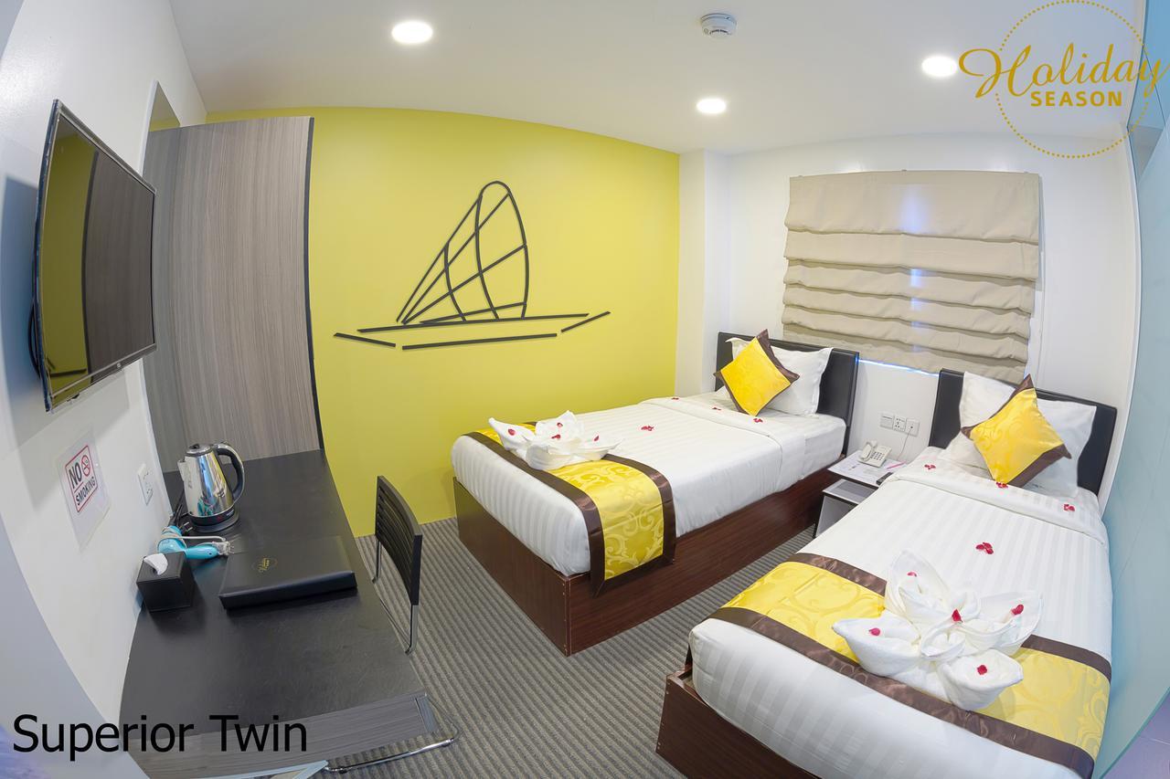 Holiday Season Motel Yangon Esterno foto